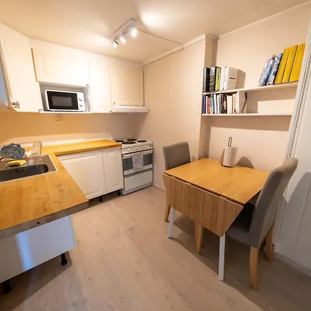 Vertical - Vengetind Homestay